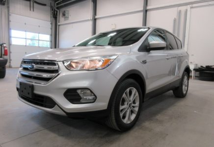 Image for used 2017 FORD ESCAPE SE AWD 4