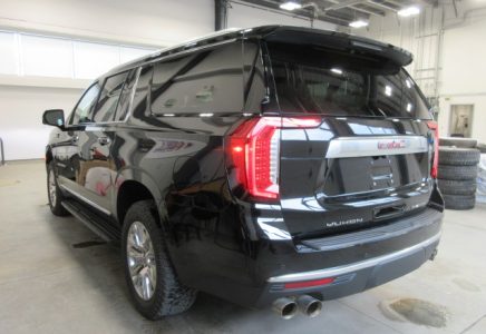 Image for used 2023 GMC YUKON XL 5