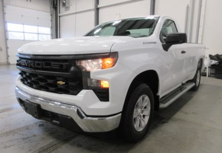 Image for used 2023 CHEVROLET SILVERADO 1500 4
