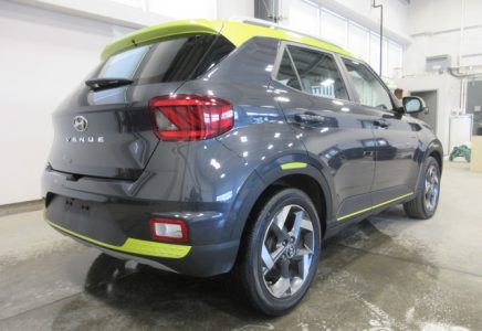 Image for used 2021 HYUNDAI VENUE 7