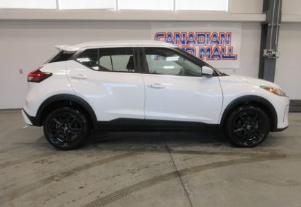 Image for used 2023 NISSAN KICKS 8
