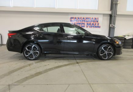 Image for used 2023 NISSAN ALTIMA 8