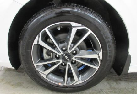 Image for used 2023 KIA FORTE 9