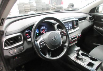 Image for used 2020 KIA SORENTO 10
