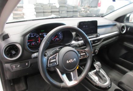Image for used 2023 KIA FORTE 10