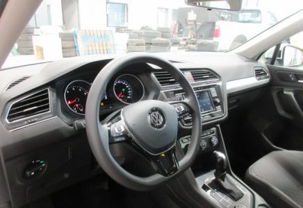 Image for used 2021 VOLKSWAGEN TIGUAN 10