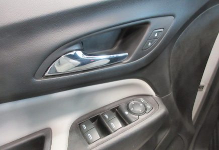Image for used 2019 CHEVROLET EQUINOX 10