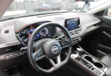 Image for used 2023 NISSAN ALTIMA 11
