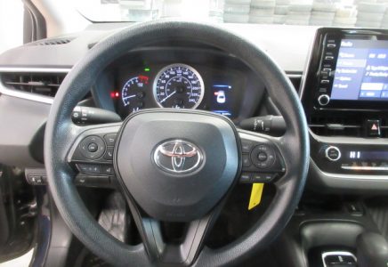Image for used 2021 TOYOTA COROLLA 12