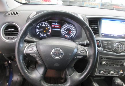 Image for used 2018 NISSAN PATHFINDER 13