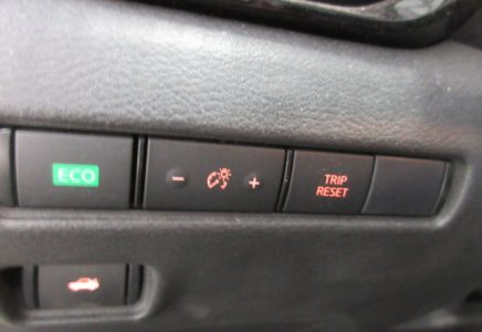 Image for used 2023 NISSAN SENTRA 13