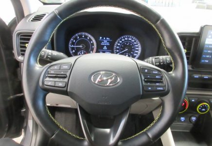 Image for used 2021 HYUNDAI VENUE 13