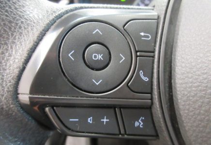 Image for used 2022 TOYOTA COROLLA 14