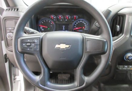Image for used 2023 CHEVROLET SILVERADO 12