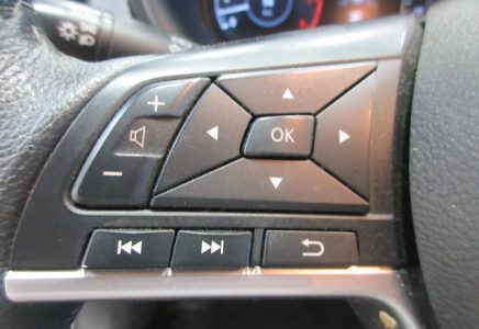 Image for used 2023 NISSAN KICKS 15