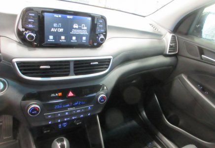 Image for used 2019 HYUNDAI TUCSON 15