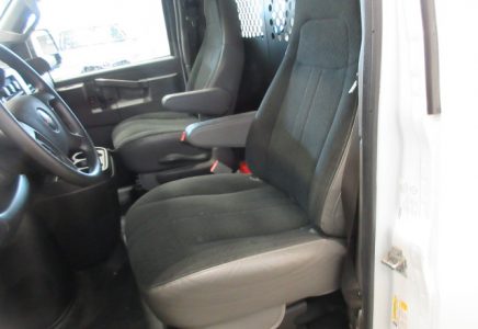 Image for used 2020 CHEVROLET EXPRESS 12 FT BOX 16