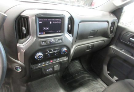 Image for used 2023 CHEVROLET SILVERADO 1500 14