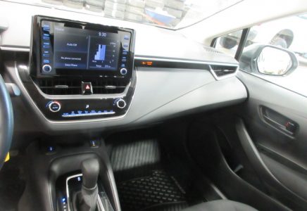 Image for used 2022 TOYOTA COROLLA 16