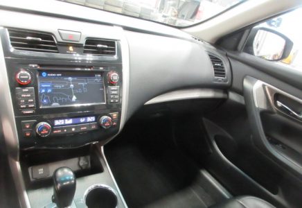 Image for used 2015 NISSAN ALTIMA 17
