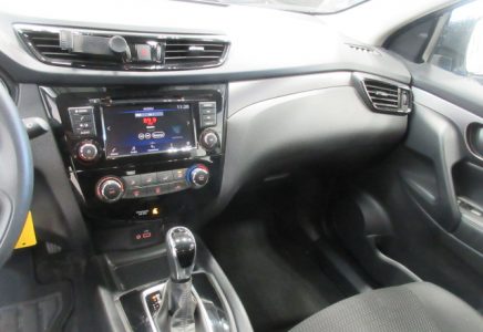 Image for used 2020 NISSAN QASHQAI 16