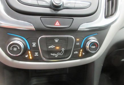 Image for used 2020 CHEVROLET EQUINOX LS 19
