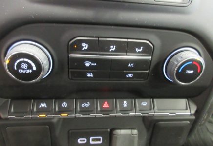 Image for used 2023 CHEVROLET SILVERADO 1500 18