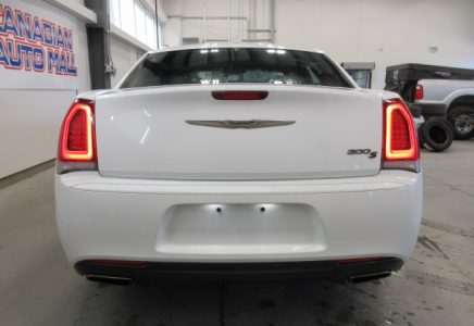 Image for used 2020 CHRYSLER 300S 7