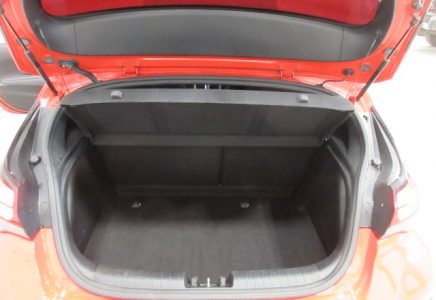 Image for used 2020 HYUDAI VELOSTER 23