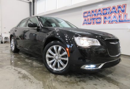 Image for used 2017 CHRYSLER 300 2