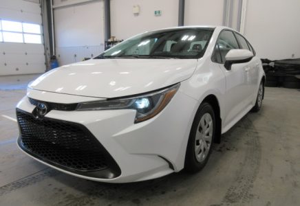 Image for used 2021 TOYOTA COROLLA 12