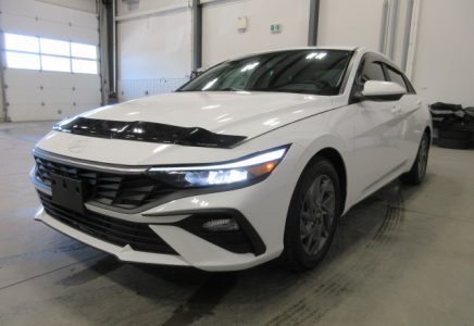 Image for used 2024 HYUNDAI ELANTRA 4