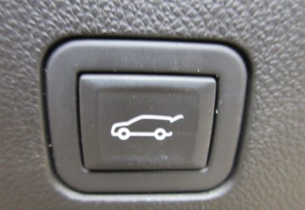 Image for used 2023 GMC YUKON XL 30