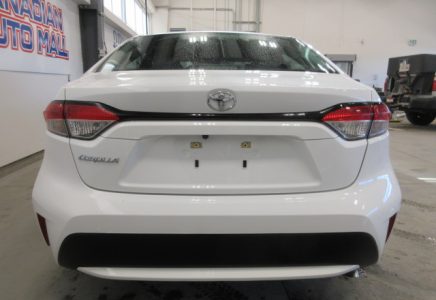 Image for used 2021 TOYOTA COROLLA 14