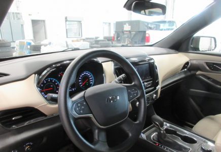 Image for used 2022 CHEVROLET TRAVERSE 10