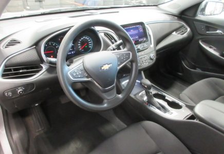 Image for used 2023 CHEVROLET MALIBU 11