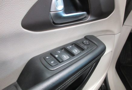 Image for used 2022 CHRYSLER GRAND CARAVAN SXT 11
