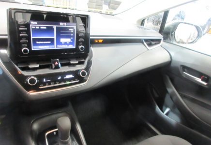 Image for used 2021 TOYOTA COROLLA 26