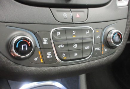 Image for used 2023 CHEVROLET MALIBU 21