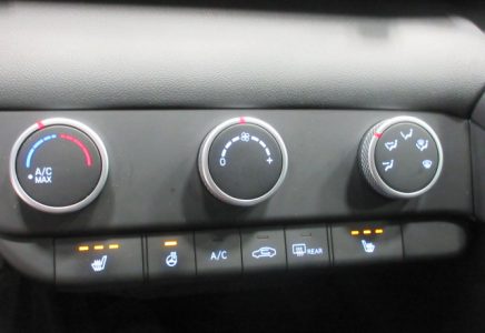 Image for used 2024 HYUNDAI ELANTRA 20