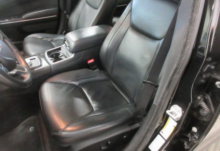 Image for used 2017 CHRYSLER 300 25