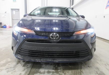 Image for used 2023 TOYOTA COROLLA 3