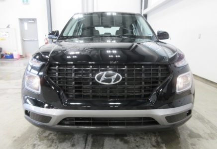 Image for used 2024 HYUNDAI VENUE 3