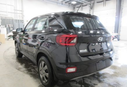 Image for used 2024 HYUNDAI VENUE 5