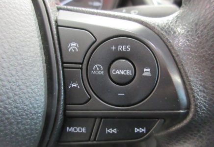 Image for used 2023 TOYOTA COROLLA 15