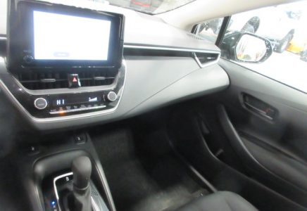 Image for used 2023 TOYOTA COROLLA 16