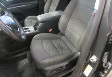 Image for used 2021 CHEVROLET EQUINOX 23