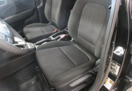 Image for used 2024 HYUNDAI VENUE 23