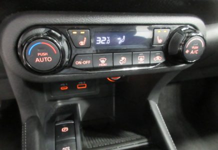 Image for used 2021 NISSAN KICKS 20