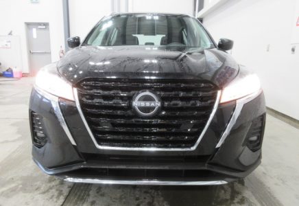 Image for used 2023 NISSAN KICKS 3